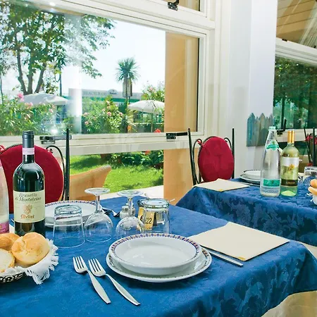 San Giorgio Savoia Hotel 3*