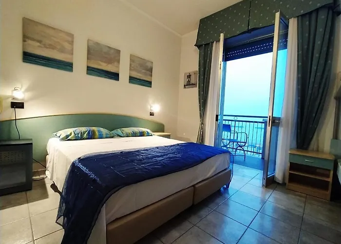 Hotel San Giorgio Savoia 3*